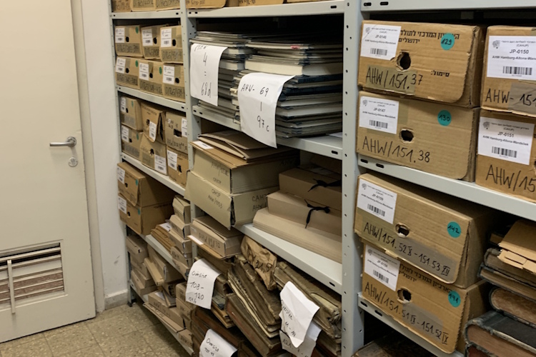 Archive boxes collection Altona Hamburg Wandsbek, CAHJP.